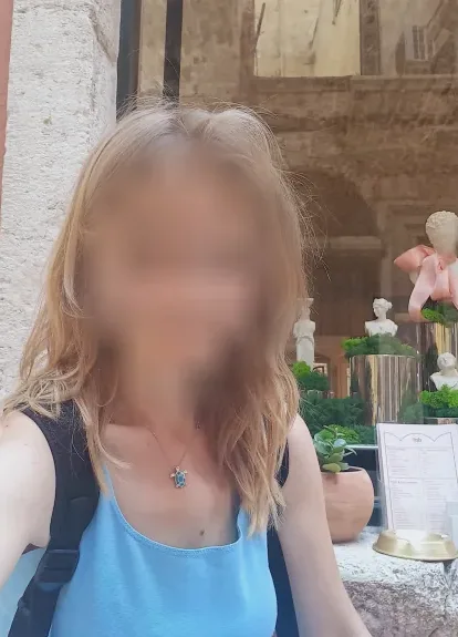 Emma, 39