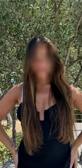 Fiona, 35