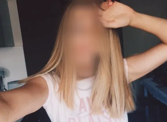 Kira, 28