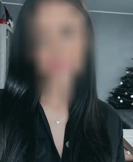 Luisa, 31