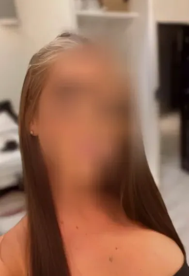 Merve, 28
