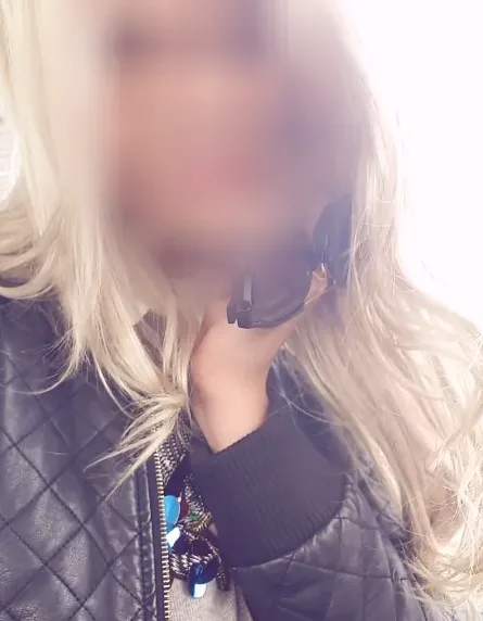 Michelle, 32