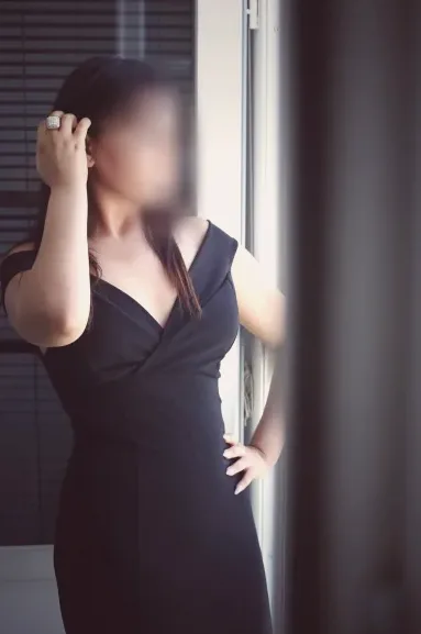 Miriam, 37