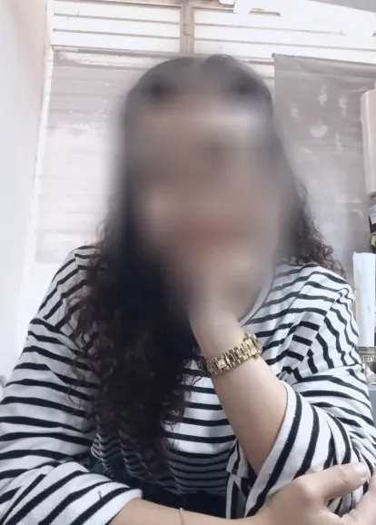 Stefanie, 31