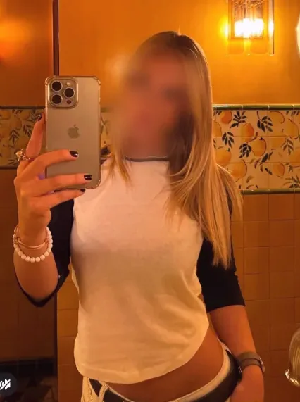 Svenja, 29