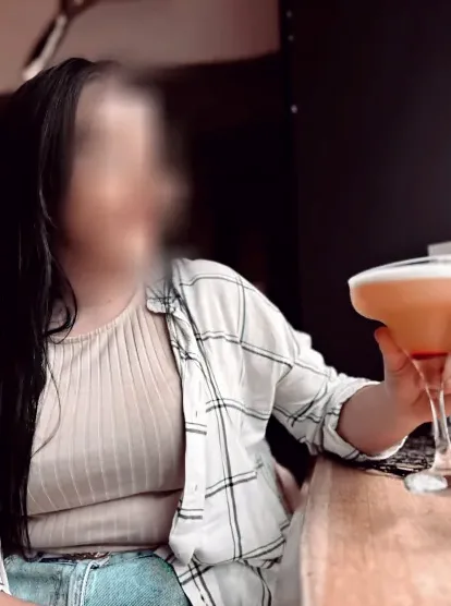 Viktoria, 20